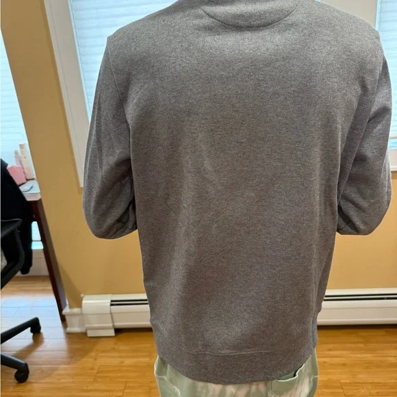 Grey Vineyard Vines Zip Up - Picture 4 of 5